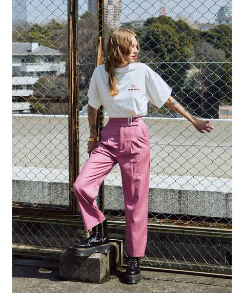 jouetie(ジュエティ)の「バックBIGロゴ Tシャツ(Tシャツ/カットソー・レディース・ブラック/オフホワイト/ブルー・MEDIUM)」の8枚目の写真