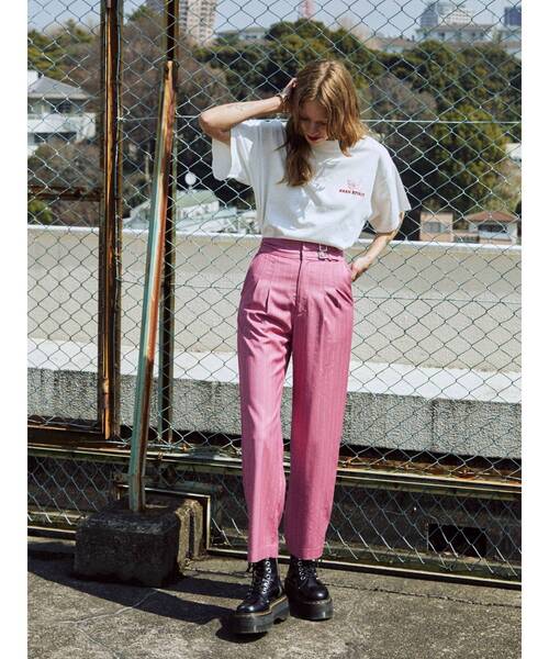 jouetie(ジュエティ)の「バックBIGロゴ Tシャツ(Tシャツ/カットソー・レディース・ブラック/オフホワイト/ブルー・MEDIUM)」の10枚目の写真