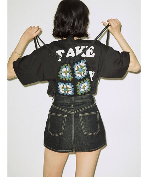 jouetie(ジュエティ)の「バックBIGロゴ Tシャツ(Tシャツ/カットソー・レディース・ブラック/オフホワイト/ブルー・MEDIUM)」の17枚目の写真