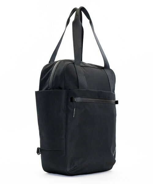 incase(インケース)の「【Incase/インケース】Transfer 2-Way Tote #137213053015(トートバッグ・メンズ・ブラック・FREE)」の17枚目の写真