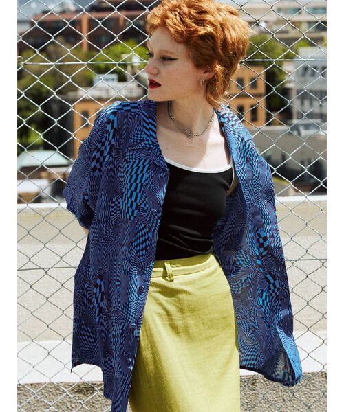 jouetie（ジュエティ）の「オーバーサイズ開襟シャツ【WEB限定・ユニセックス】（シャツ/ブラウス・レディース・ブラック/ピンク/ベージュ/ブルー/その他2・MEDIUM）」の16枚目の写真