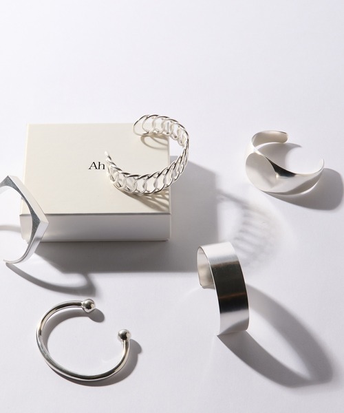 Lui's（ルイス）の「アクセサリーブランド【Ah / アー】 ウォッチバングル（バングル/リストバンド・メンズ・シルバー・FREE）」の3枚目の写真