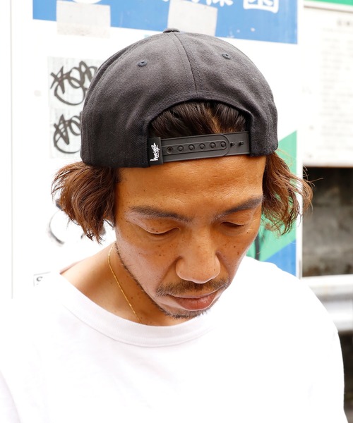 STUSSY（ステューシー）の「STUSSY/ステューシー BURLY ARCH CAP アーチロゴキャップ（キャップ・メンズ・ブラック/ブルー・FREE）」の12枚目の写真