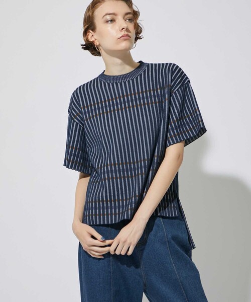 CITY TOKYO（シティトウキョウ）の「カラーラインリラックスニットトップス（ニット/セーター・レディース・ベージュ/ネイビー/グリーン・FREE）」の3枚目の写真