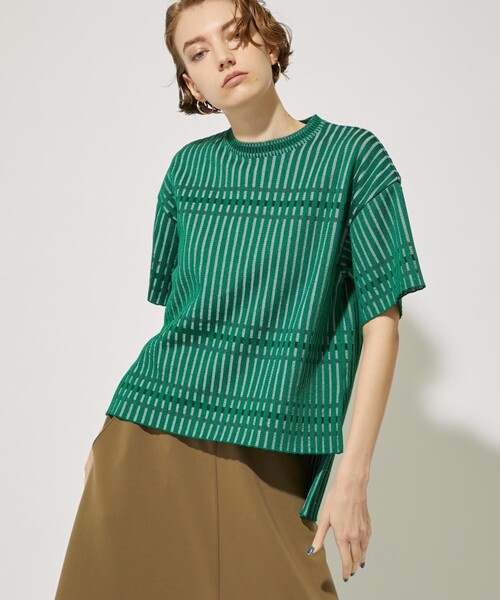 CITY TOKYO（シティトウキョウ）の「カラーラインリラックスニットトップス（ニット/セーター・レディース・ベージュ/ネイビー/グリーン・FREE）」の2枚目の写真