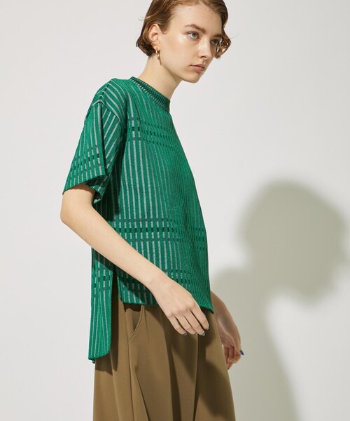 CITY TOKYO（シティトウキョウ）の「カラーラインリラックスニットトップス（ニット/セーター・レディース・ベージュ/ネイビー/グリーン・FREE）」の7枚目の写真