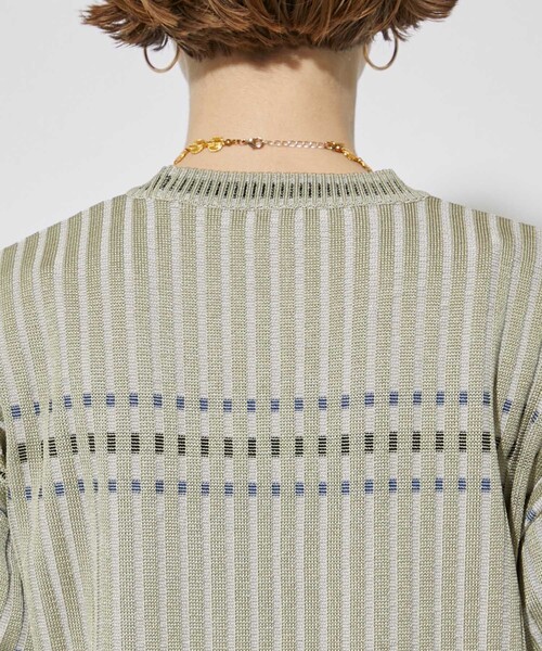 CITY TOKYO（シティトウキョウ）の「カラーラインリラックスニットトップス（ニット/セーター・レディース・ベージュ/ネイビー/グリーン・FREE）」の17枚目の写真