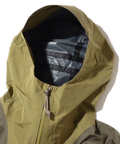 ACG（エィシージー）の「NIKE ACG SF CASCADE RNS JKT FZ / ナイキ エーシージー フルジップ フーディ ジャケット 【SP】（マウンテンパーカー・メンズ・ブラック/オリーブ・M/L/S/XL）」の21枚目の写真