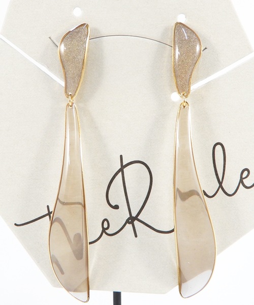The Rule(ザルール)の「The Rule ザルール:Veronica earring :リーフ型 ベロニカイヤリング(イヤリング・レディース・ベージュ/ゴールド/クリアブラック/グリーン/レッド・FREE)」の6枚目の写真