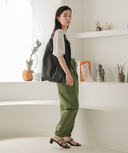 LOWRYS FARM（ローリーズファーム）の「３ＷＡＹマルシェＢＡＧ　295198（ショルダーバッグ・レディース・アイボリー/ブラック/シルバー・FREE）」の20枚目の写真