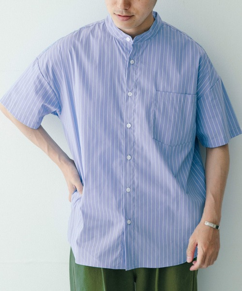 ITEMS URBANRESEARCH(アイテムズ アーバンリサーチ)の「バンドカラー ストライプ半袖シャツ(シャツ/ブラウス・メンズ・ライトブルー/ネイビー/ブルー・MEDIUM/LARGE)」の1枚目の写真