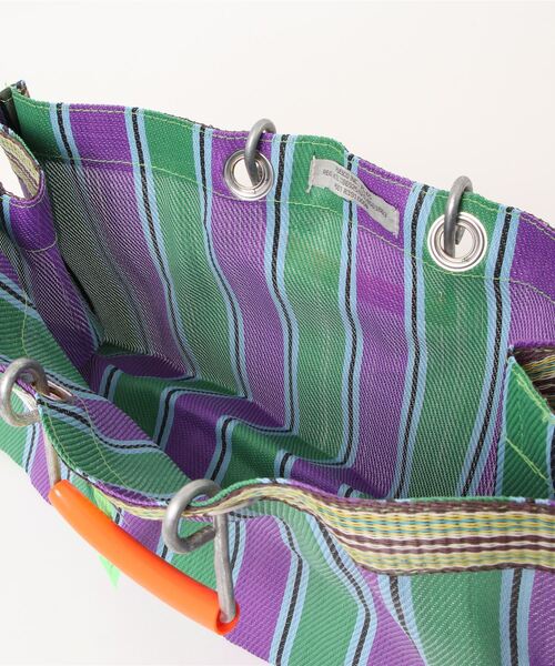 PUEBCO（プエブコ）の「RECYCLED PLASTIC STRIPE BAG　Wide（トートバッグ・メンズ・その他1/その他2/その他3/その他4/その他5/その他6・ONE SIZE）」の10枚目の写真
