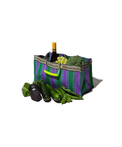 PUEBCO（プエブコ）の「RECYCLED PLASTIC STRIPE BAG　Wide（トートバッグ・メンズ・その他1/その他2/その他3/その他4/その他5/その他6・ONE SIZE）」の5枚目の写真