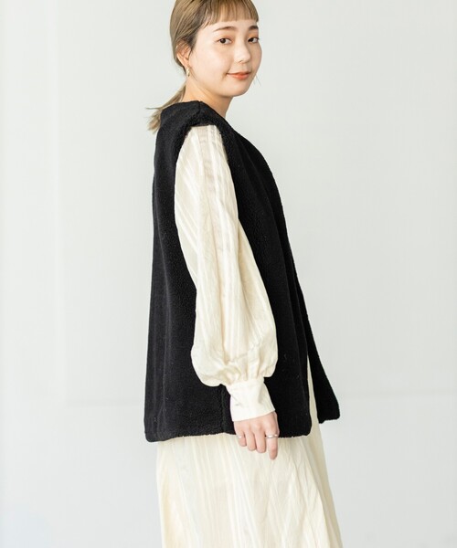 THE SHOP TK （ザ ショップ ティーケー ）の「◆【洗える】ボアベスト（ベスト・レディース・ブラック/ベージュ/ブラウン系・12）」の9枚目の写真