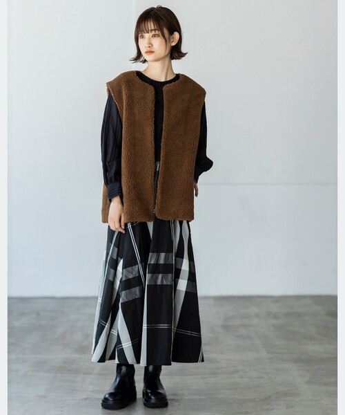 THE SHOP TK （ザ ショップ ティーケー ）の「◆【洗える】ボアベスト（ベスト・レディース・ブラック/ベージュ/ブラウン系・12）」の10枚目の写真