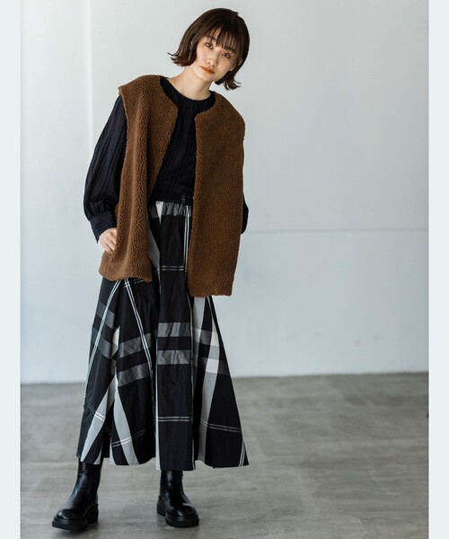 THE SHOP TK （ザ ショップ ティーケー ）の「◆【洗える】ボアベスト（ベスト・レディース・ブラック/ベージュ/ブラウン系・12）」の11枚目の写真