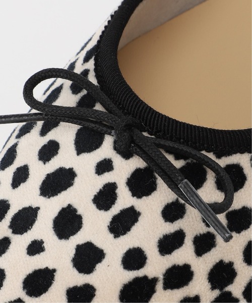 LE TALON（ルタロン）の「ラウンドダルメシアンバレエ（バレエシューズ・レディース・アイボリー・22.5cm/23cm/23.5cm/24cm/24.5cm）」の9枚目の写真