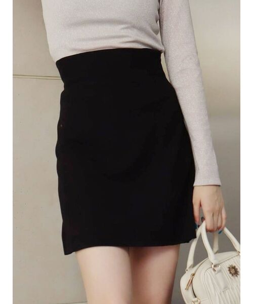 EVRIS（エヴリス）の「ハイウエストミニスカート【セットアップ着用可能】（スカート・レディース・ブラック/ベージュ/ブラウン・SMALL/MEDIUM）」の2枚目の写真