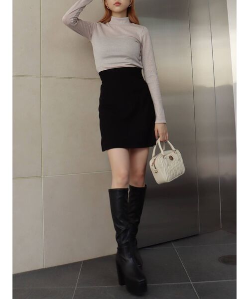 EVRIS（エヴリス）の「ハイウエストミニスカート【セットアップ着用可能】（スカート・レディース・ブラック/ベージュ/ブラウン・SMALL/MEDIUM）」の6枚目の写真