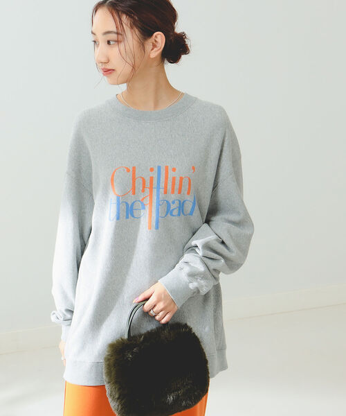 B:MING by BEAMS(ビーミングバイビームス)の「Collegiate Pacific x B:MING by BEAMS/ 別注 ロゴ クルーネック スウェット シャツ(スウェット・レディース・グリーン/レッド系その他7/ライトグレー・ONE SIZE)」の4枚目の写真