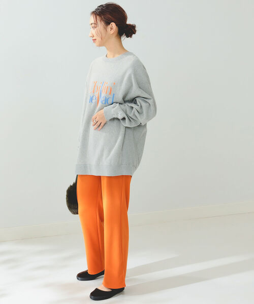 B:MING by BEAMS(ビーミングバイビームス)の「Collegiate Pacific x B:MING by BEAMS/ 別注 ロゴ クルーネック スウェット シャツ(スウェット・レディース・グリーン/レッド系その他7/ライトグレー・ONE SIZE)」の11枚目の写真