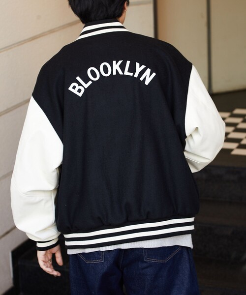 FREAK'S STORE(フリークスストア)の「WEB限定 ビッグシルエット バック刺繍 ソリッドデザイン スタジャン/BLOOKLYN/フェイクレザー切り替えブルゾン(スタジャン・メンズ・ネイビー/ブラック・SMALL/MEDIUM/LARGE)」の5枚目の写真