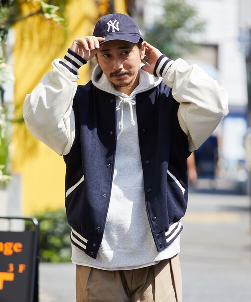 FREAK'S STORE(フリークスストア)の「WEB限定 ビッグシルエット バック刺繍 ソリッドデザイン スタジャン/BLOOKLYN/フェイクレザー切り替えブルゾン(スタジャン・メンズ・ネイビー/ブラック・SMALL/MEDIUM/LARGE)」の9枚目の写真