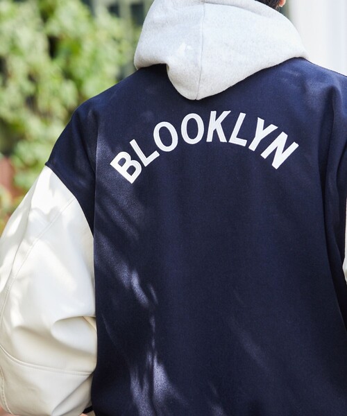 FREAK'S STORE(フリークスストア)の「WEB限定 ビッグシルエット バック刺繍 ソリッドデザイン スタジャン/BLOOKLYN/フェイクレザー切り替えブルゾン(スタジャン・メンズ・ネイビー/ブラック・SMALL/MEDIUM/LARGE)」の15枚目の写真