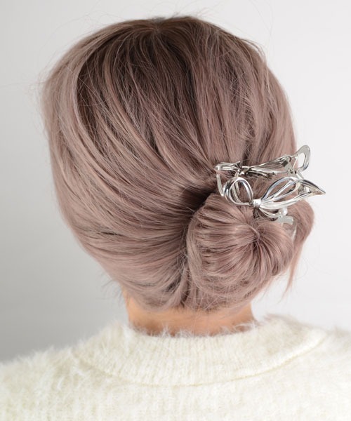 Mayree(メイリー)の「【float】リボン パール ヘアクリップ バンスクリップ(バレッタ/ヘアクリップ・レディース・シルバー/ゴールド・FREE)」の8枚目の写真