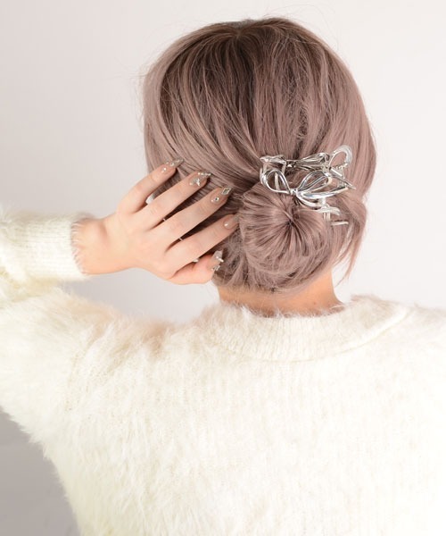 Mayree(メイリー)の「【float】リボン パール ヘアクリップ バンスクリップ(バレッタ/ヘアクリップ・レディース・シルバー/ゴールド・FREE)」の10枚目の写真