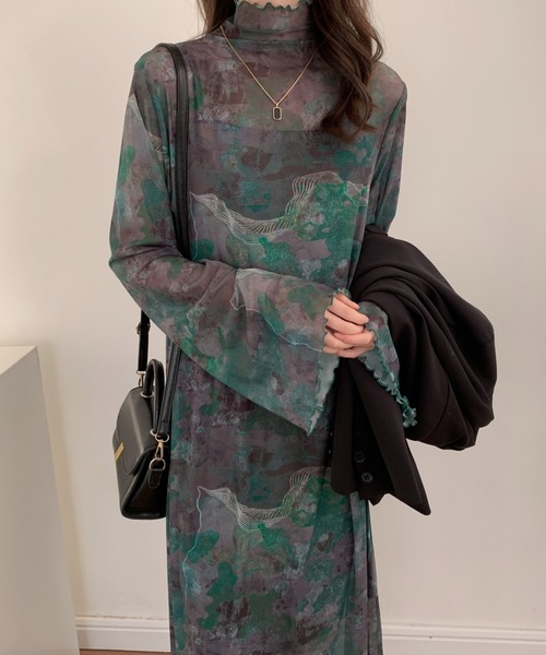 ABITOKYO（アビトーキョー）の「インナーキャミ付きメロウシーズルメッシュシアーロングワンピース（ワンピース・レディース・ブラック/グリーン/ブラウン/ブルー系その他/ブラック系その他/ブラウン系その他/グリーン系その他・M/L）」の20枚目の写真