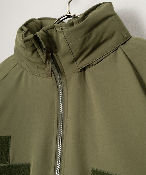 SlashDate（スラッシュデイト）の「レベル7タイプ中綿スタンドジャケット/ミリタリージャケット/ビッグシルエット（ミリタリージャケット・メンズ・ブラック/カーキ・M/L）」の4枚目の写真