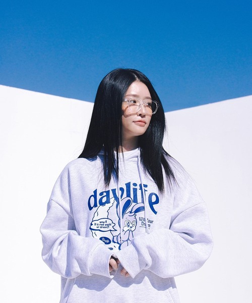 DAYLIFE(デイライフ)の「DAYLIFE/DAINYフーディー(裏起毛) 2180839(パーカー・レディース・ブルー/グレー/ネイビー・FREE)」の5枚目の写真
