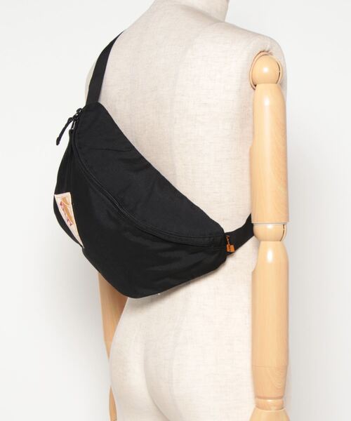 KELTY（ケルティ）の「＜フェスに最適！＞【KELTY】ナイロンボディバッグ / SLIM FANNY（ボディバッグ/ウエストポーチ・メンズ・タン/ブラウン系その他/オリーブ/セージグリーン/ネイビー/モカ/ブラック/マスタード/ダークグレー・FREE）」の15枚目の写真