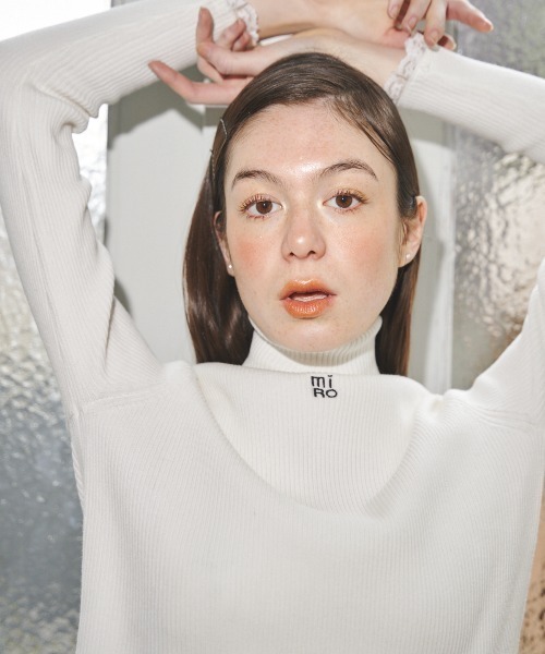 MIRO AMURETTE（ミロアミュレット）の「MIRO lace turtleneck/リブニットトップス（ニット/セーター・レディース・ホワイト・FREE）」の9枚目の写真