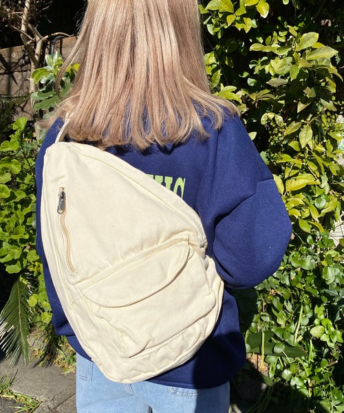 EPICKS（エピックス）の「ベーシックショルダーバッグ ボディバッグ（ショルダーバッグ・レディース・グリーン/ホワイト/ブラック・F）」の7枚目の写真