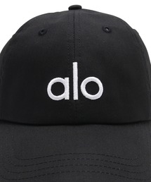 alo yoga Off-Duty Cap オフデューティキャップ　黒 Satin Off-Duty Cap - Black | ALO
