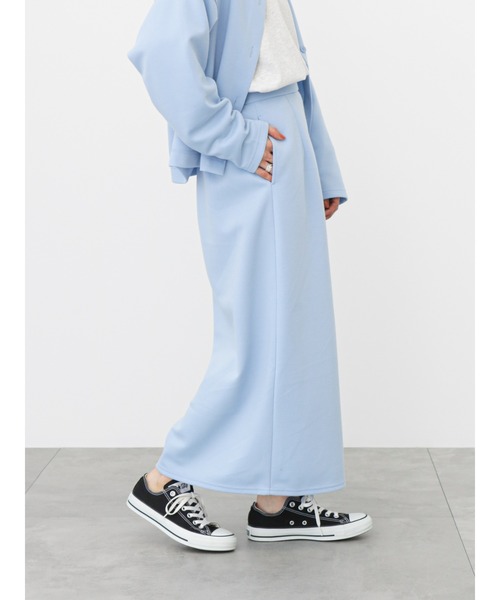 Samansa Mos2 blue（サマンサモスモスブルー）の「カットナロースカート(セットアップ可)（スカート・レディース・ライトベージュ/ブルー/グリーン/シルバーグレー/ブラック・ﾌﾘ-）」の5枚目の写真