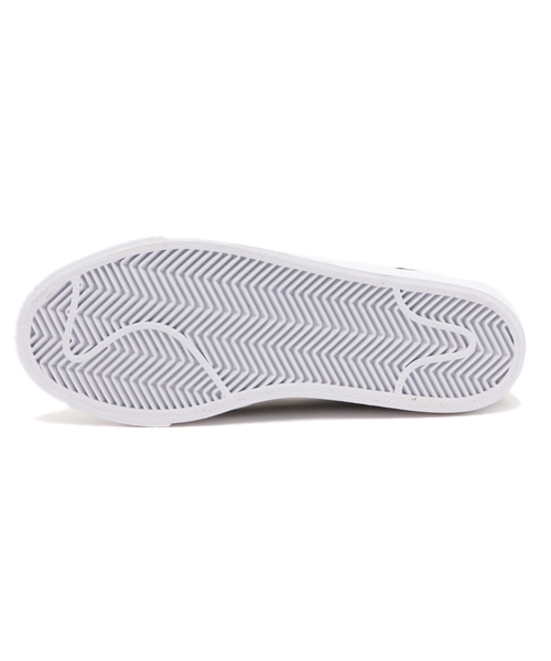 NIKE（ナイキ）の「ウィメンズ ナイキ トキ スリッポン キャンバス NIKE WMNS TOKI SLIP CNVS 724770（スニーカー・レディース・ブラック/ホワイト・24.5cm/24cm/23cm/23.5cm）」の4枚目の写真