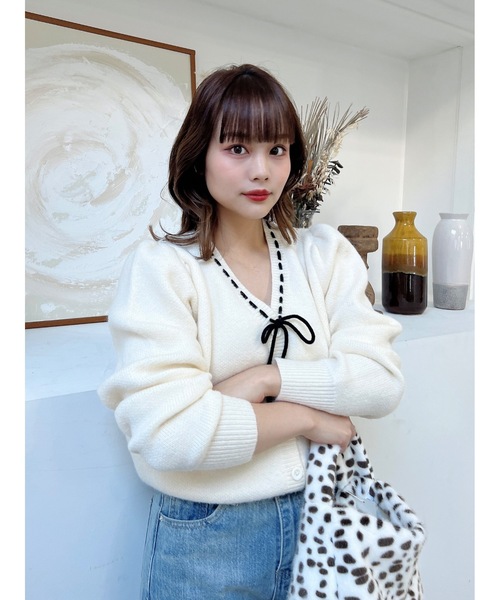JUMELLE(ジュメロ)の「リボンソーイングニット(カーディガン/ボレロ・レディース・アイボリー・FREE)」の4枚目の写真