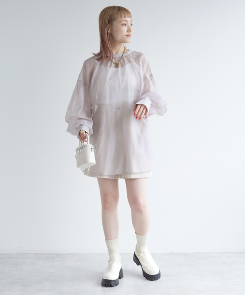 w closet(ダブルクローゼット)の「【前後2WAY】リボンシアーシャツ(シャツ/ブラウス・レディース・オフホワイト/サックスブルー/グレイッシュベージュ・FREE)」の12枚目の写真