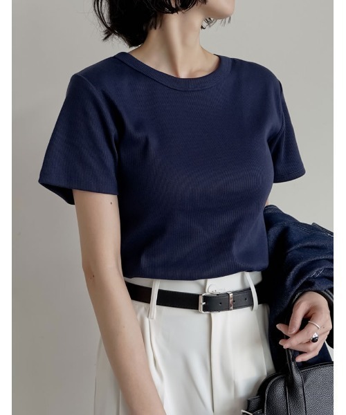 Re:EDIT（リエディ）の「[累計販売枚数2.1万枚突破][華奢見えリブTシャツ]テレコリブクルーネック半袖Tシャツ（Tシャツ/カットソー・レディース・ホワイト/ホワイト×ブラック/ネイビー/モカ/カーキ/チャコールグレー/ブラック/ピンク/ブラウン/ブルー・LARGE/SMALL/MEDIUM/X-LARGE）」の8枚目の写真