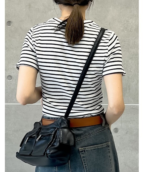 Re:EDIT（リエディ）の「[累計販売枚数2.1万枚突破][華奢見えリブTシャツ]テレコリブクルーネック半袖Tシャツ（Tシャツ/カットソー・レディース・ホワイト/ホワイト×ブラック/ネイビー/モカ/カーキ/チャコールグレー/ブラック/ピンク/ブラウン/ブルー・LARGE/SMALL/MEDIUM/X-LARGE）」の16枚目の写真