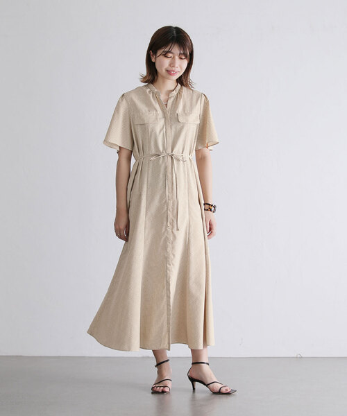 La TOTALITE（ラトータリテ）の「ドットプリントシャツワンピース（シャツワンピース・レディース・ネイビー/ベージュ・FREE）」の3枚目の写真