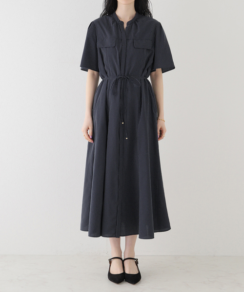 La TOTALITE（ラトータリテ）の「ドットプリントシャツワンピース（シャツワンピース・レディース・ネイビー/ベージュ・FREE）」の14枚目の写真