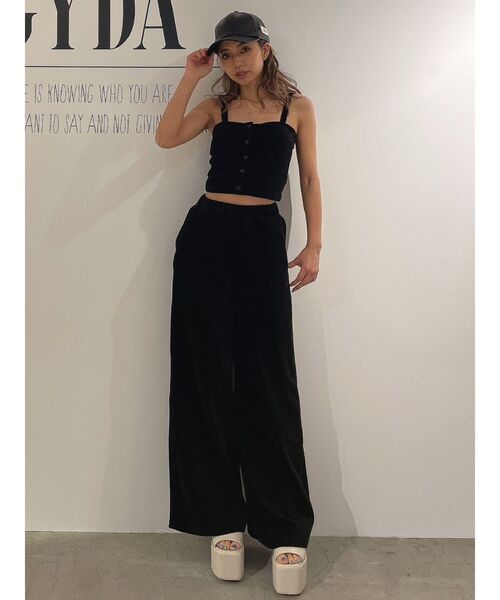 GYDA（ジェイダ）の「【SET着用可】フロントボタンカットコーデュロイビスチェ（キャミソール・レディース・グレー/ブラック/ブラウン・FREE）」の9枚目の写真