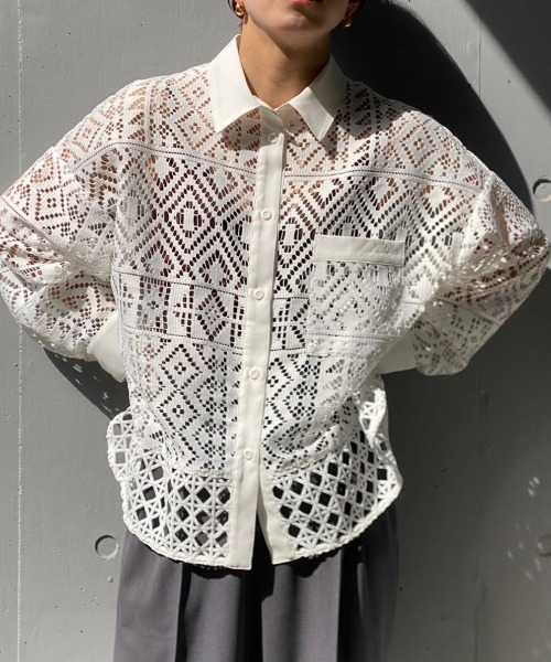 AULA AILA（アウラアイラ）の「AULA AILA（アウラ アイラ）別注レースシャツ（シャツ/ブラウス・レディース・ブラック/ホワイト・0）」の13枚目の写真