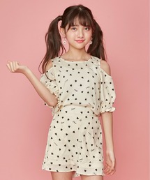JENNI love（ジェニィラブ）の「ハート総柄肩あきブラウス（シャツ/ブラウス・キッズ）」