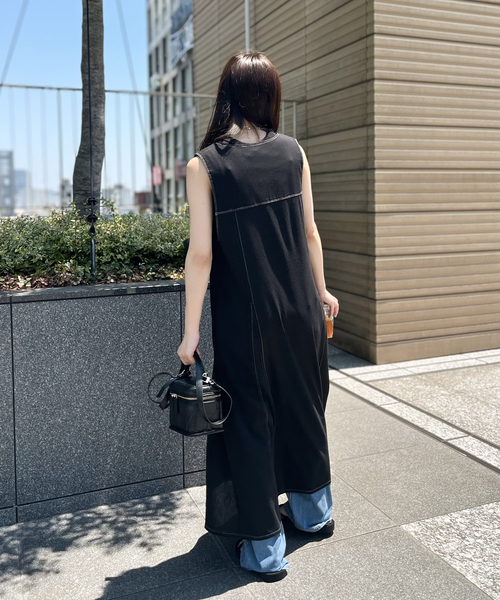 JOINT WORKS(ジョイントワークス)の「【COMMRE/コムル】配色ステッチ サマーワンピース(ワンピース・レディース・ブラック/アイボリー・FREE)」の4枚目の写真