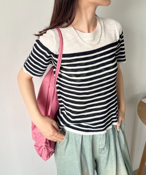 CLEA（クレア）の「シアーボーダー半袖トップス（Tシャツ/カットソー・レディース・ピンク/レッド/ブラウン/ブラック/グレー・FREE）」の2枚目の写真